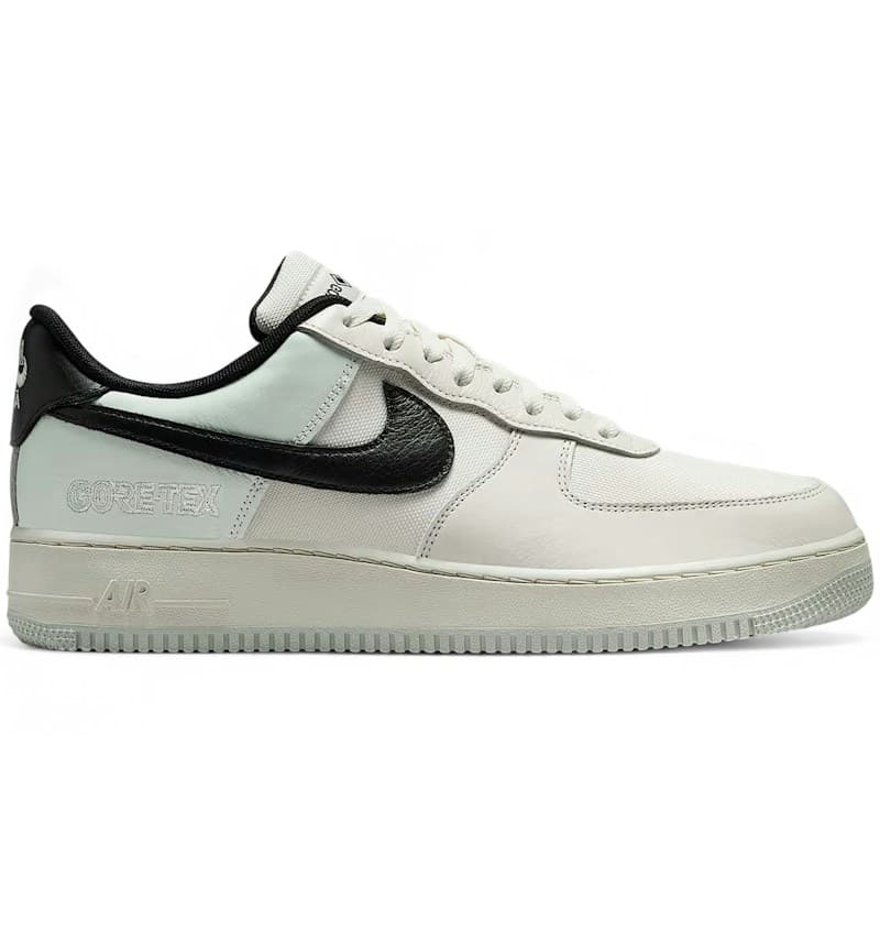 Nike Air Force 1 Low Gore-Tex "Bone / Black"