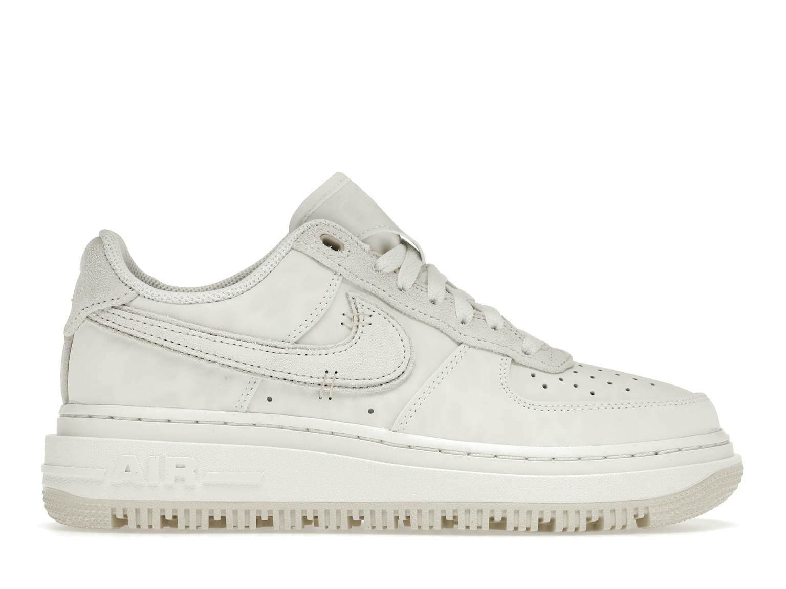 Nike Air Force 1 Luxe "White"