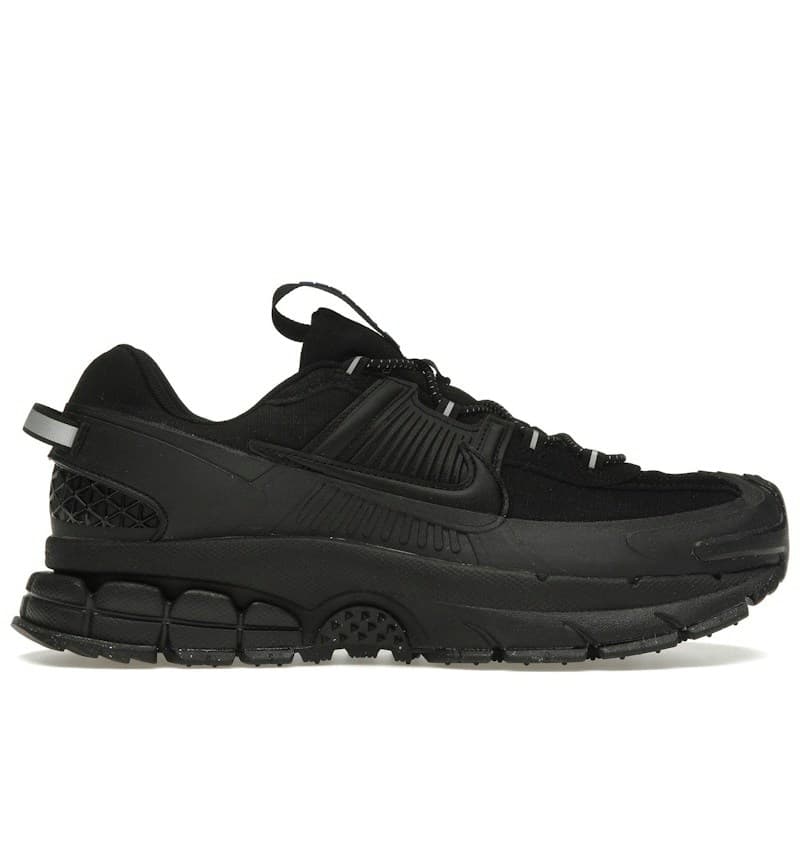 Nike Zoom Vomero Roam "Triple Black"