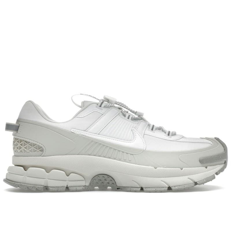 Nike Zoom Vomero Roam "Summit White / Light Bone"