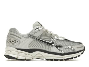 W Nike Zoom Vomero 5 "Metallic Silver / Photon Dust"