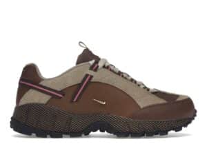 Nike Air Humara LX x Jacquemus "Ale Brown"
