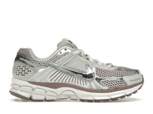 W Nike Zoom Vomero 5 "Metallic Silver / Platinum Violet"