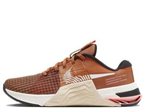 W Nike Metcon 8 Flyease "Dark Russet"