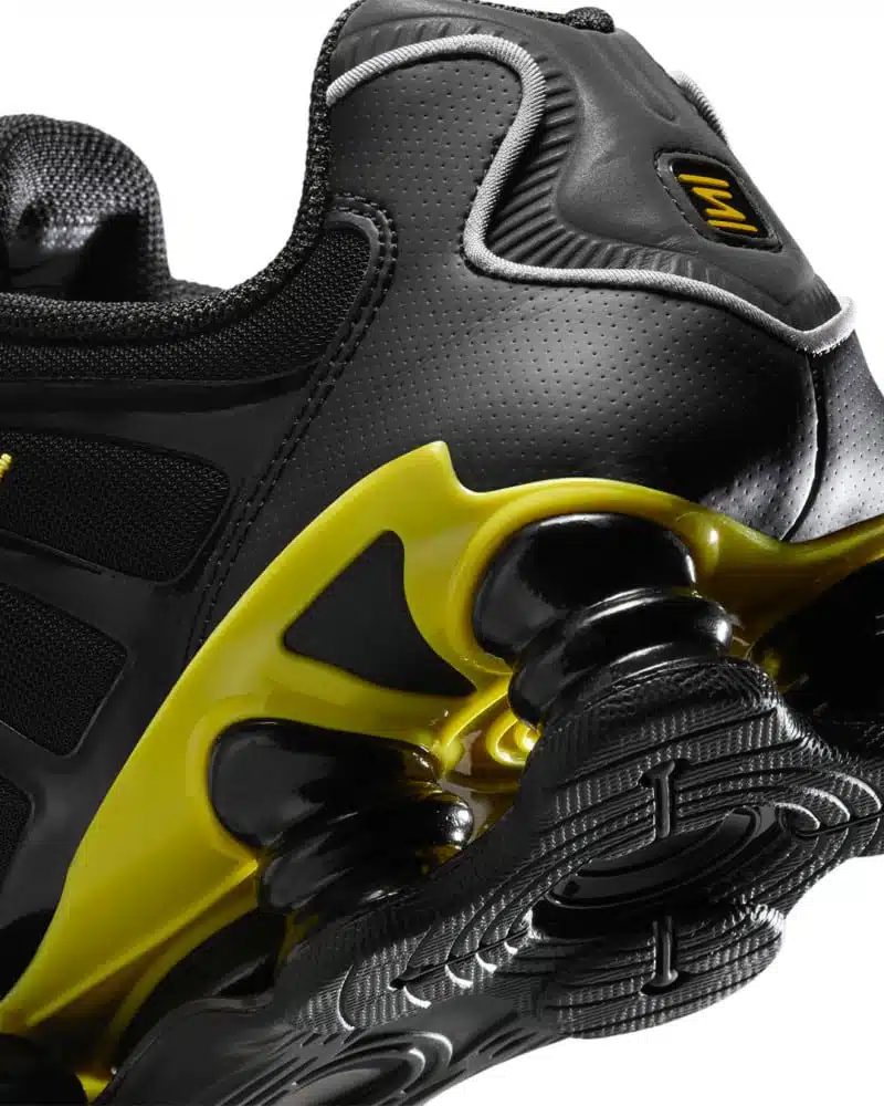Nike Shox TL "Metallic Silver / Dynamic Yellow" - Imagen 5