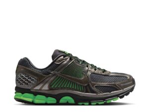 Nike Zoom Vomero 5 SE "Strike Green"